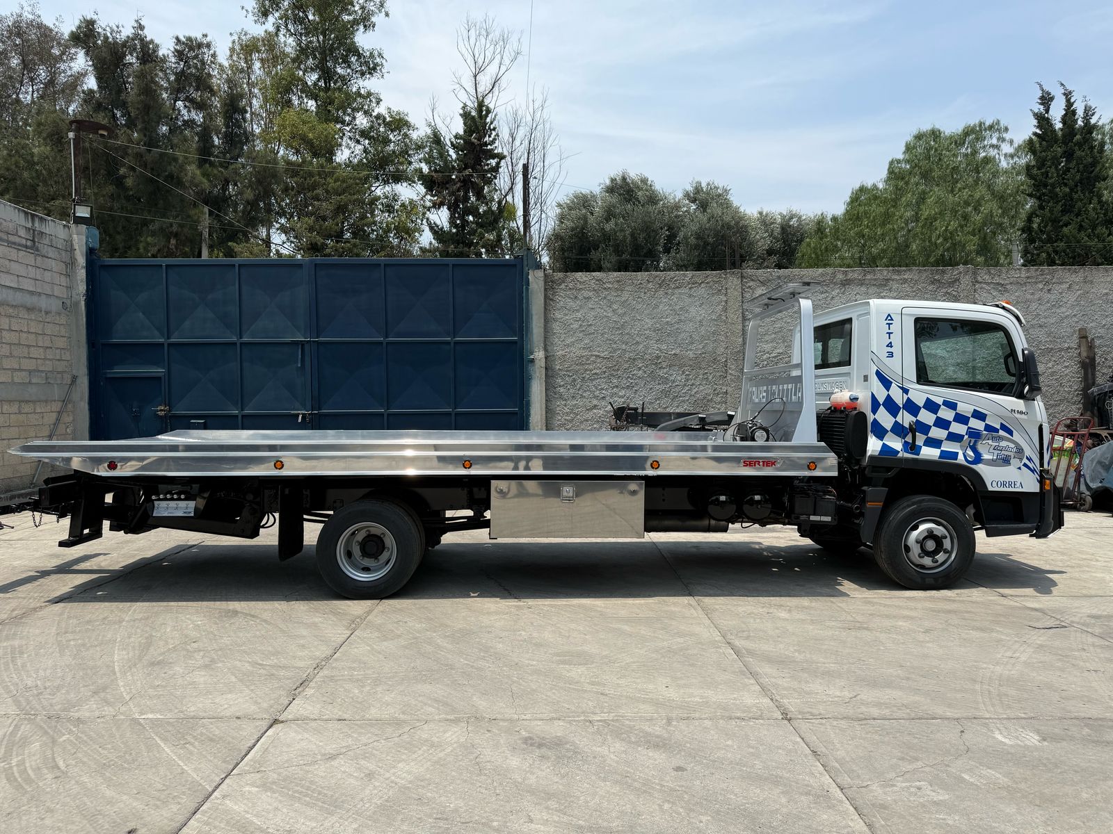 Servicio de plataforma para vehículos de alta gama3
